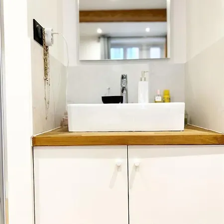 Votre Cocon En Plein Centre-ville De Lyon. Apartment *